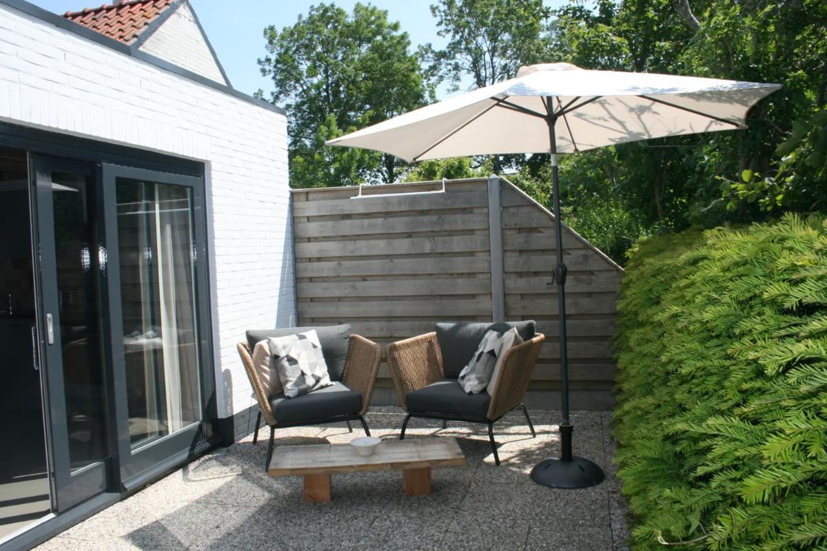 Bed & Breakfast Zeeuws Gelukkig - Housity