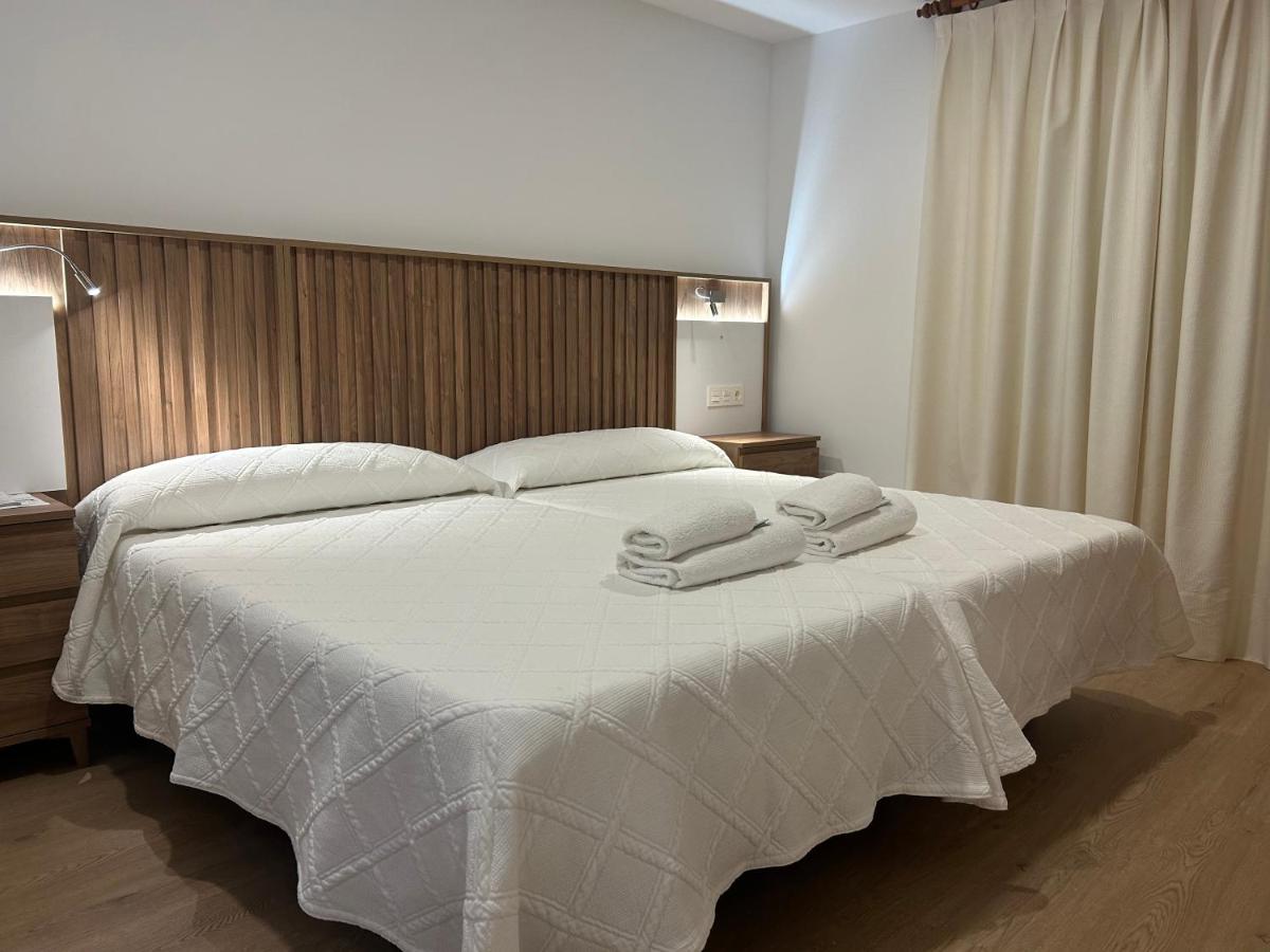 Hostal - Restaurante Playa Azul - Housity