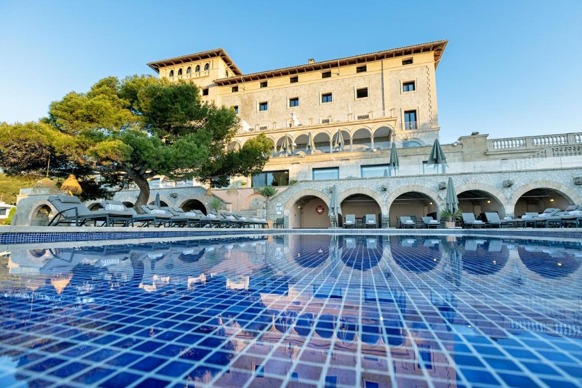 Piscina en o cerca de Hospes Maricel y Spa, Palma de Mallorca, a Member of Design Hotels