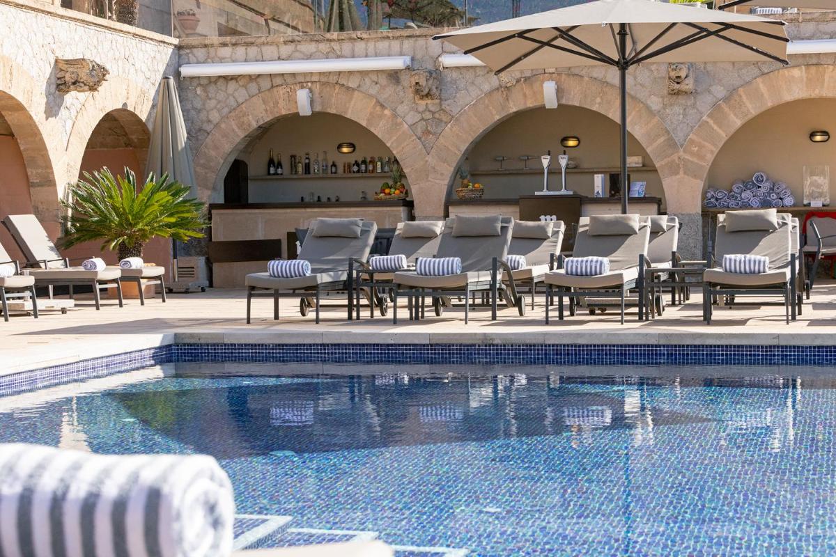 Piscina en o cerca de Hospes Maricel y Spa, Palma de Mallorca, a Member of Design Hotels