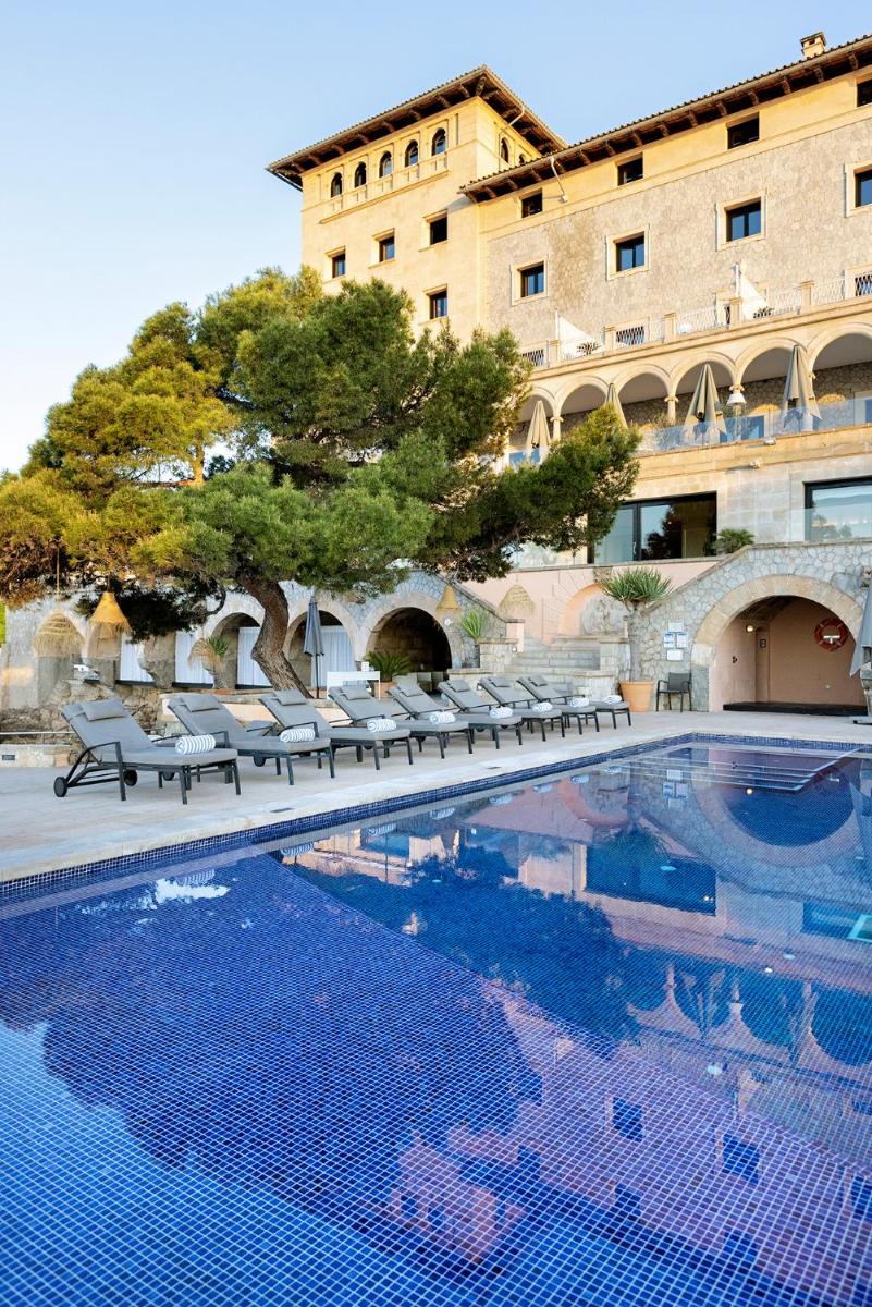 Piscina en o cerca de Hospes Maricel y Spa, Palma de Mallorca, a Member of Design Hotels