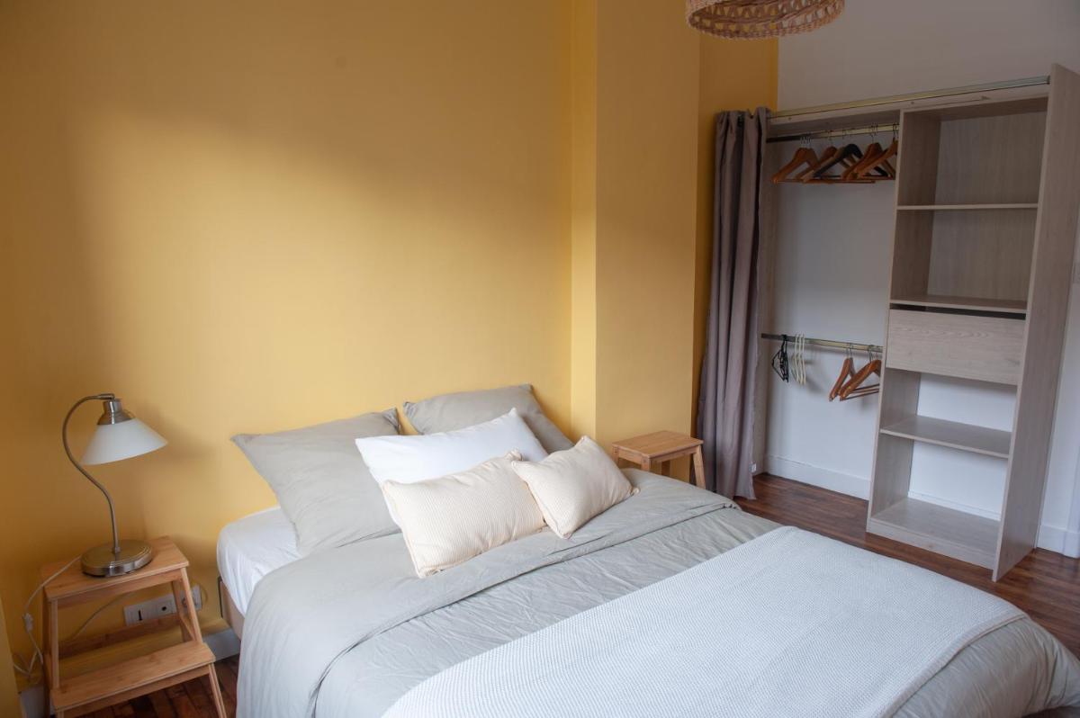 Appartement spacieux avec balcon et parking - Housity