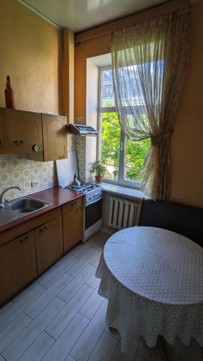 Apartment on Mykhailivs'kyi Lane - Housity