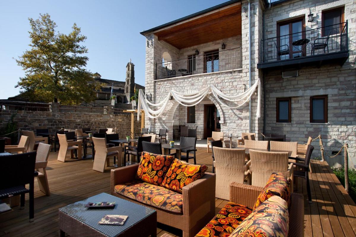 Nisista Lodge Mountain View - Housity