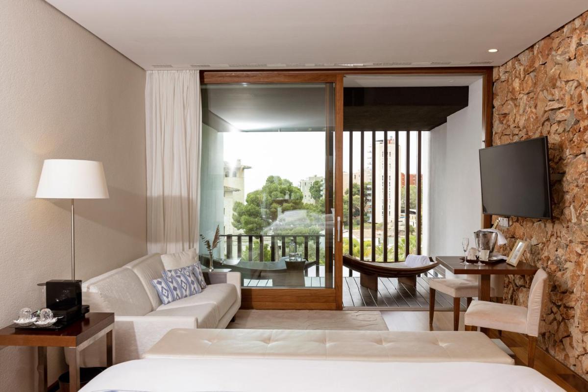 Zona de estar de Hospes Maricel y Spa, Palma de Mallorca, a Member of Design Hotels