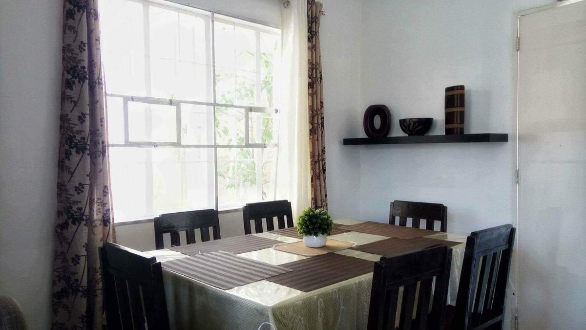 HMH Family Villa in Mexico, Pampanga - Housity