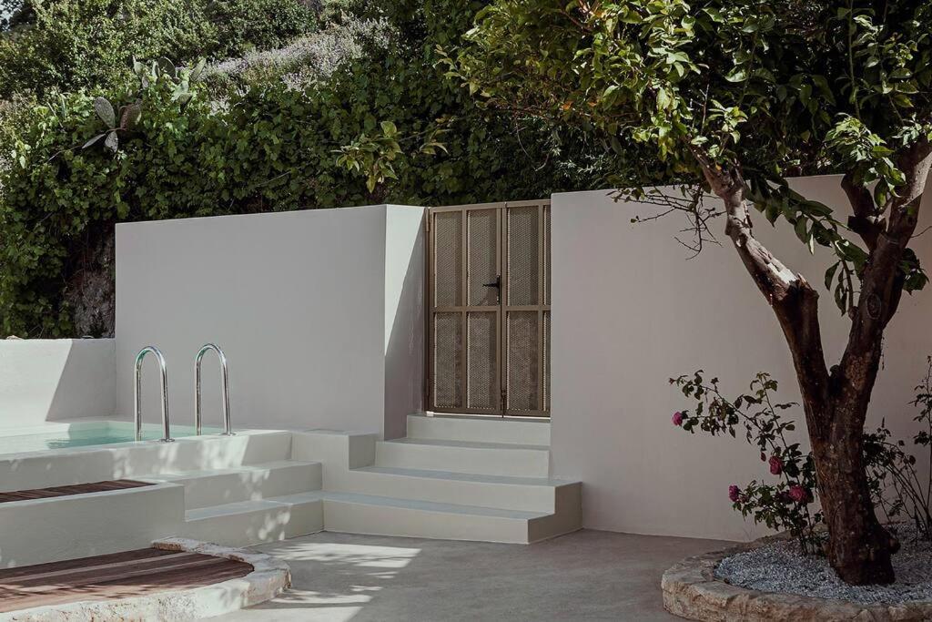 Lotusland, a relaxing house at Amari Rethymno - Housity