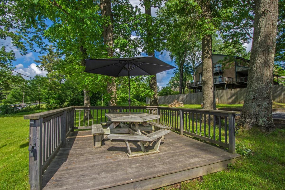 Kare Bear Cabin - Housity