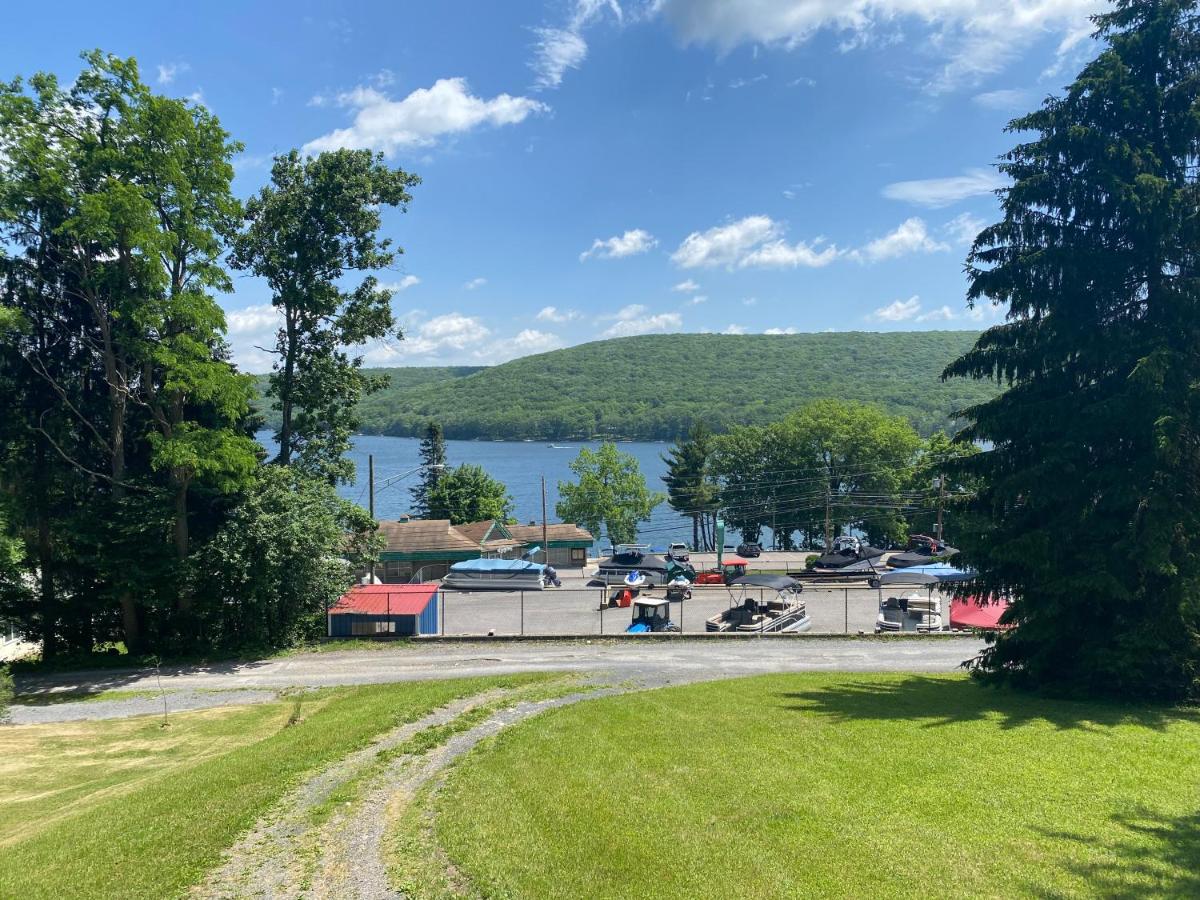 Lazy Bear Cove - Housity