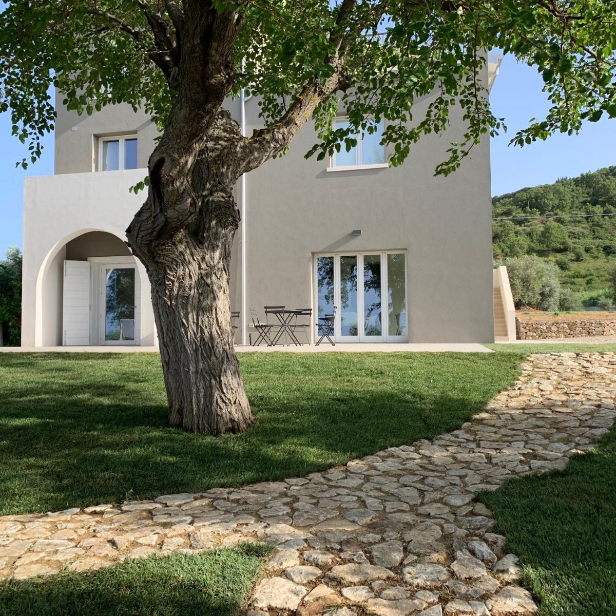 Tenute Librandi Agriturismo - Housity