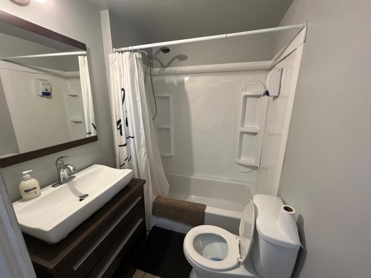 Auberge Lac-Saint-Jean - Housity