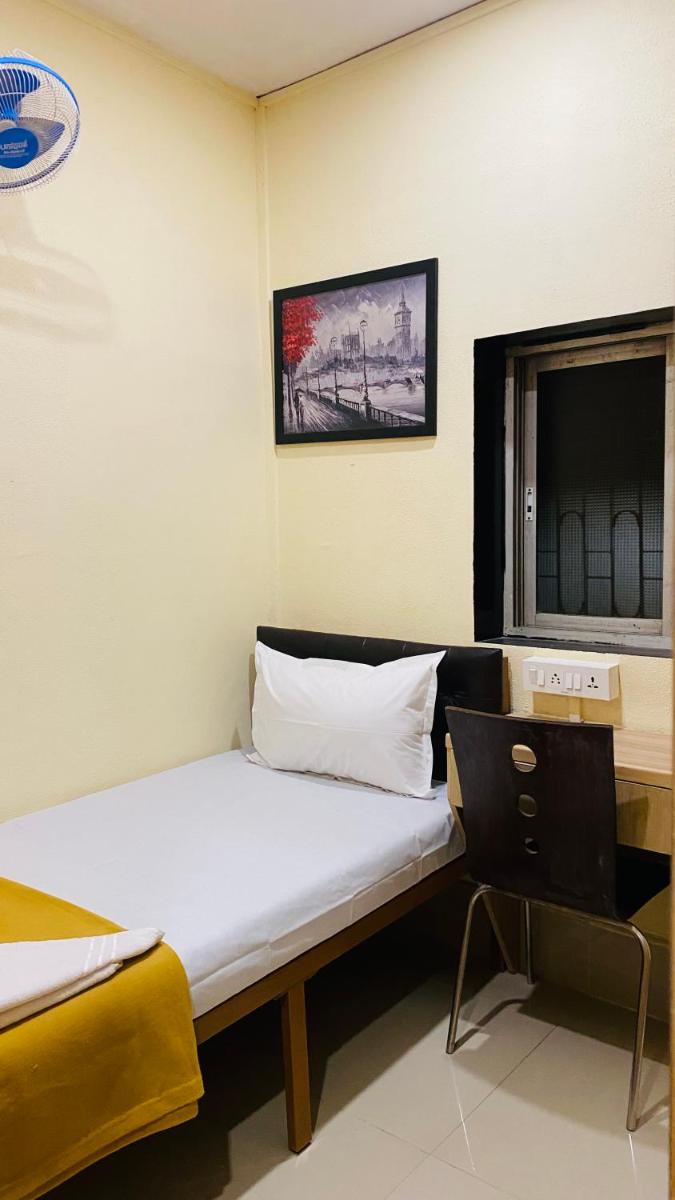 Casa Cabin Stay Mumbai - Hizvo