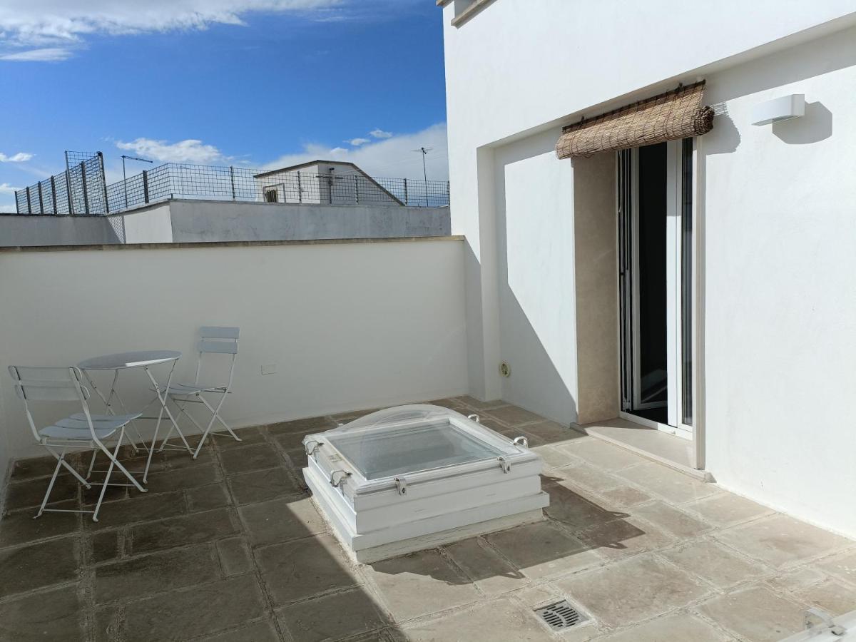 Bizzarri 80 - Housity