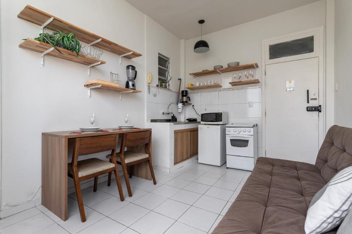 Conforto em Ipanema - 2 quadras da praia - VP604 Z1 - Housity