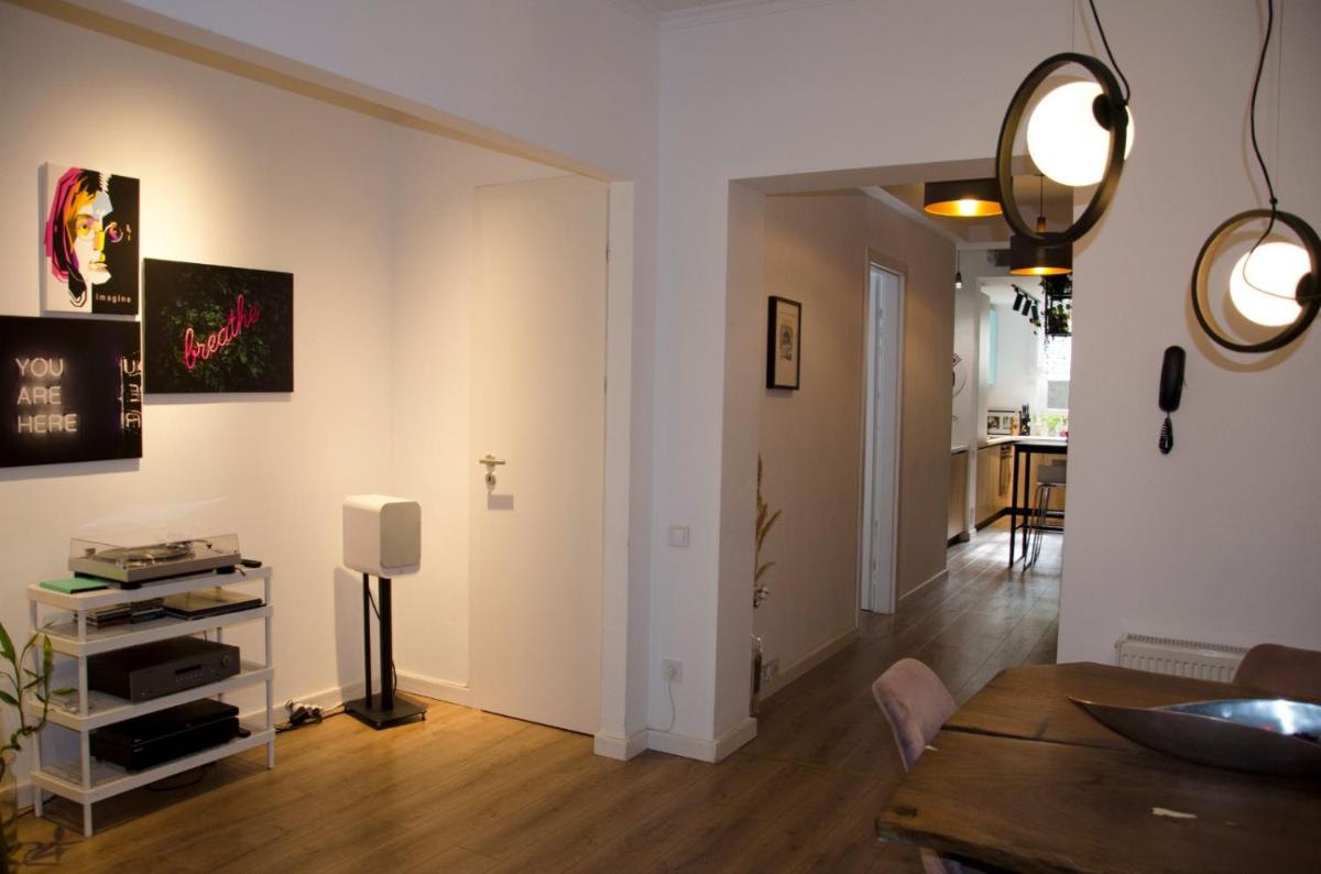 Suitetrails - Athenee apartment