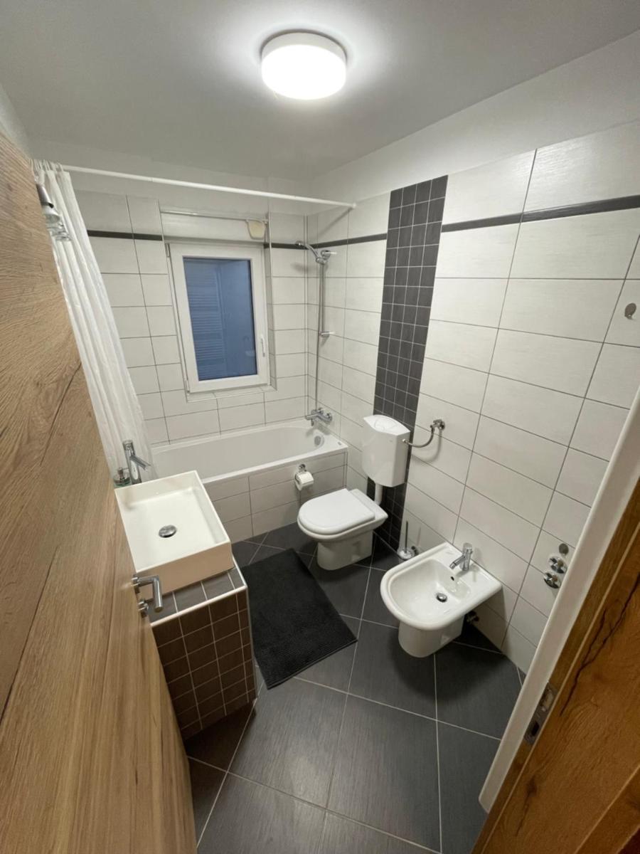 Apartma Guide 360 - Housity