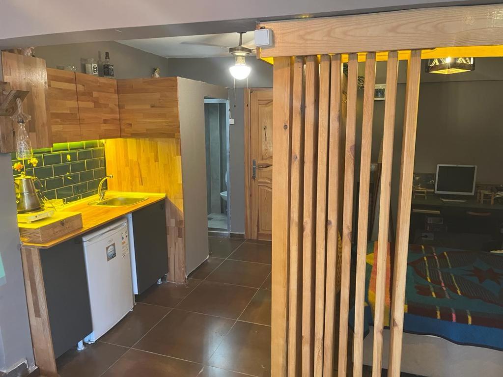 Central Apartment KADIKOY Terrace BBQ close 2 block Ferry Bull Metro Nighlife - Housity