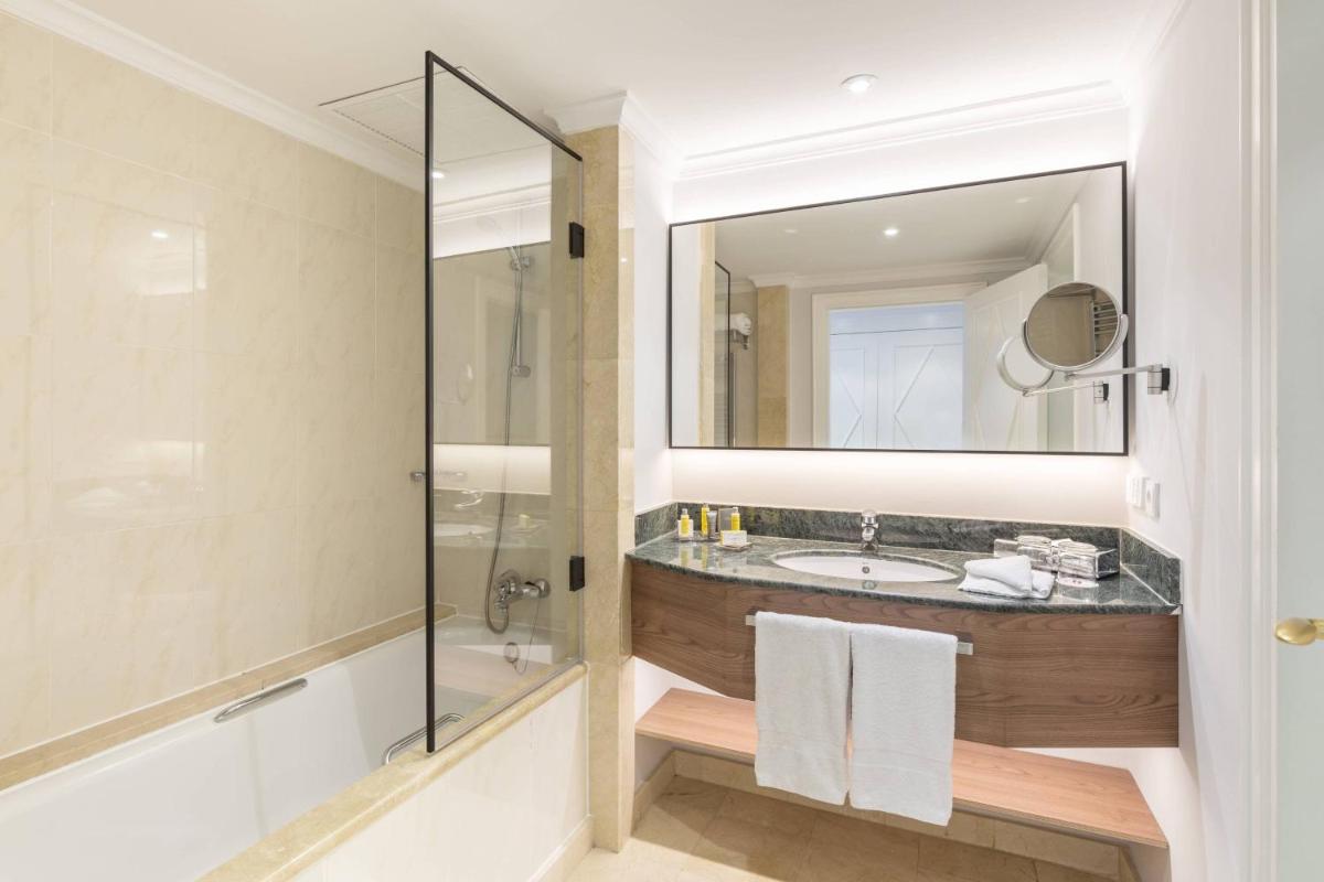 Un baño de Denia Marriott La Sella Golf Resort & Spa