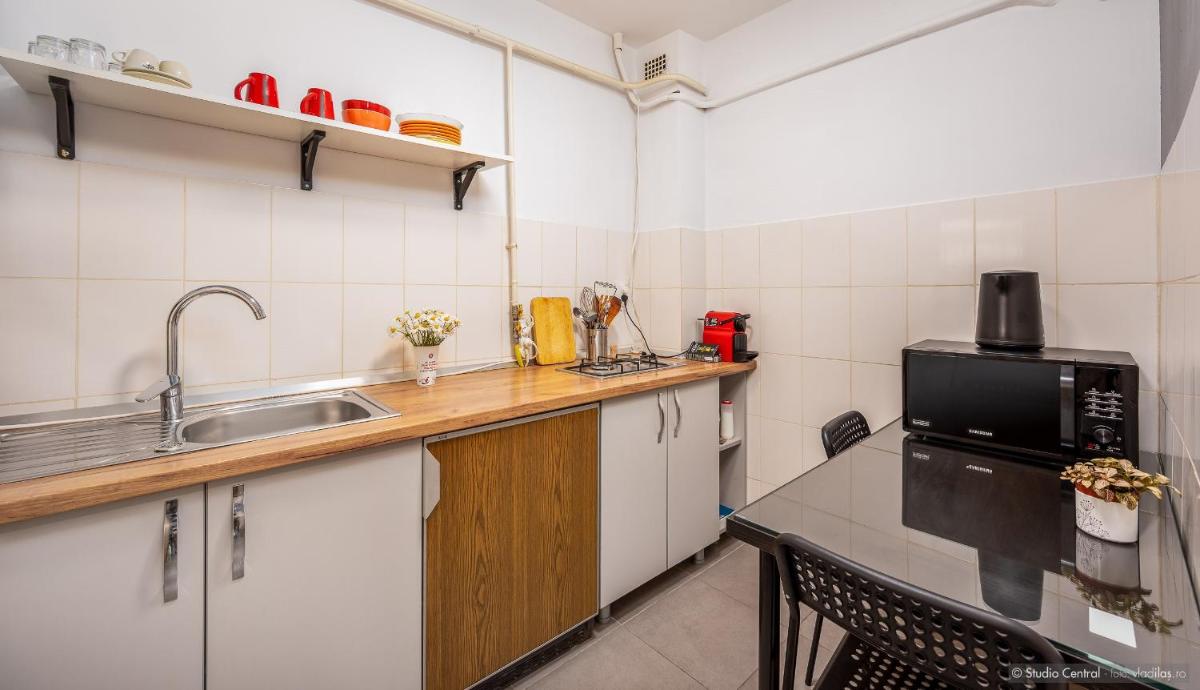 Studio Central - Housity