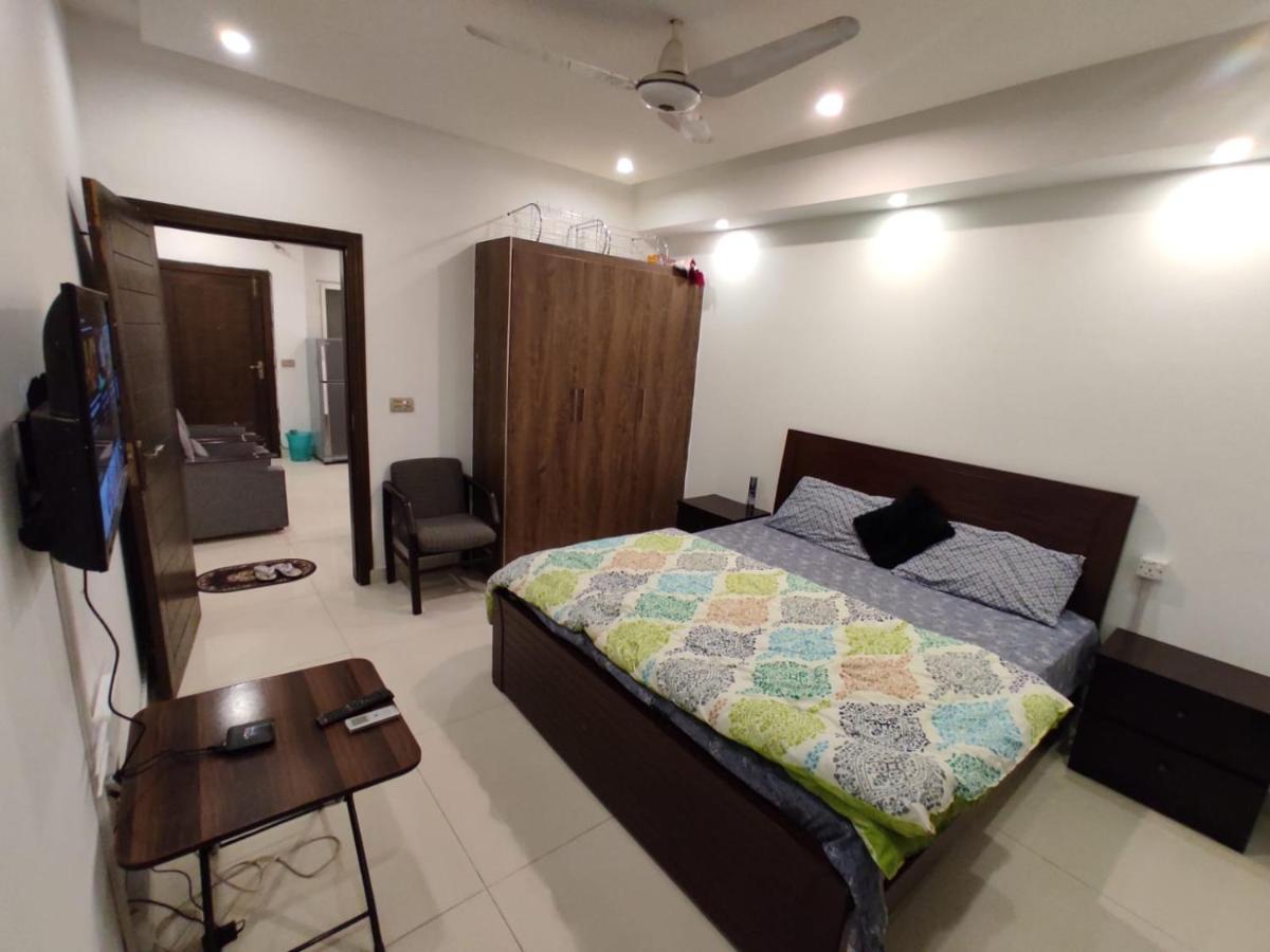 Spacious private ,Family 1BR Apt/Netflix/wifi/ - Housity