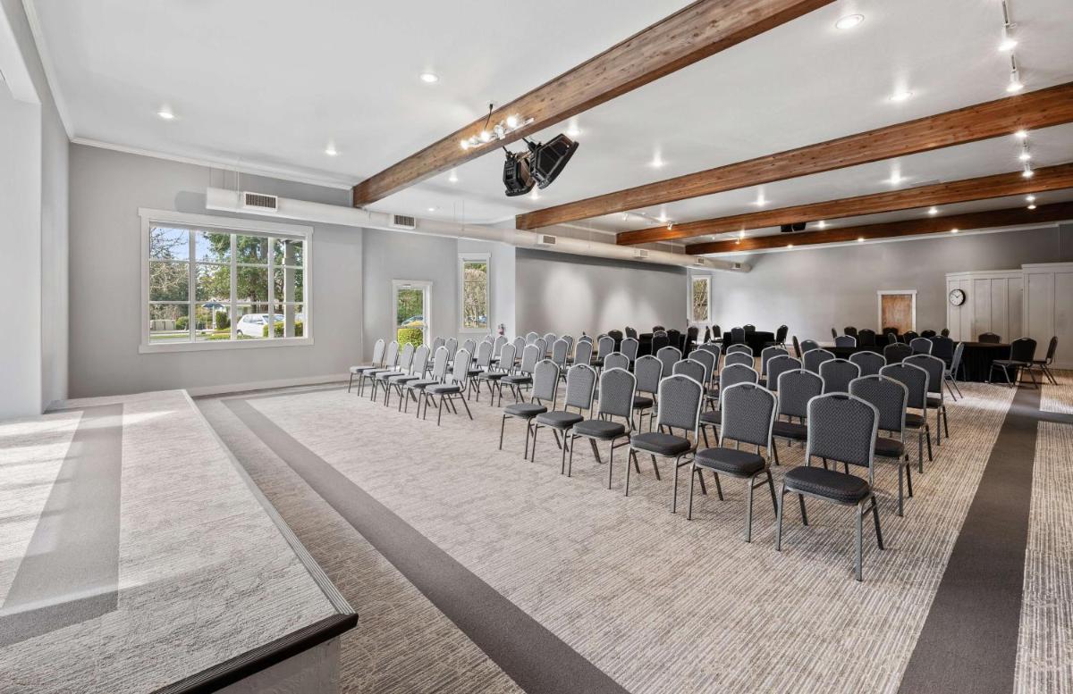 Best Western Wesley Inn & Suites - Housity