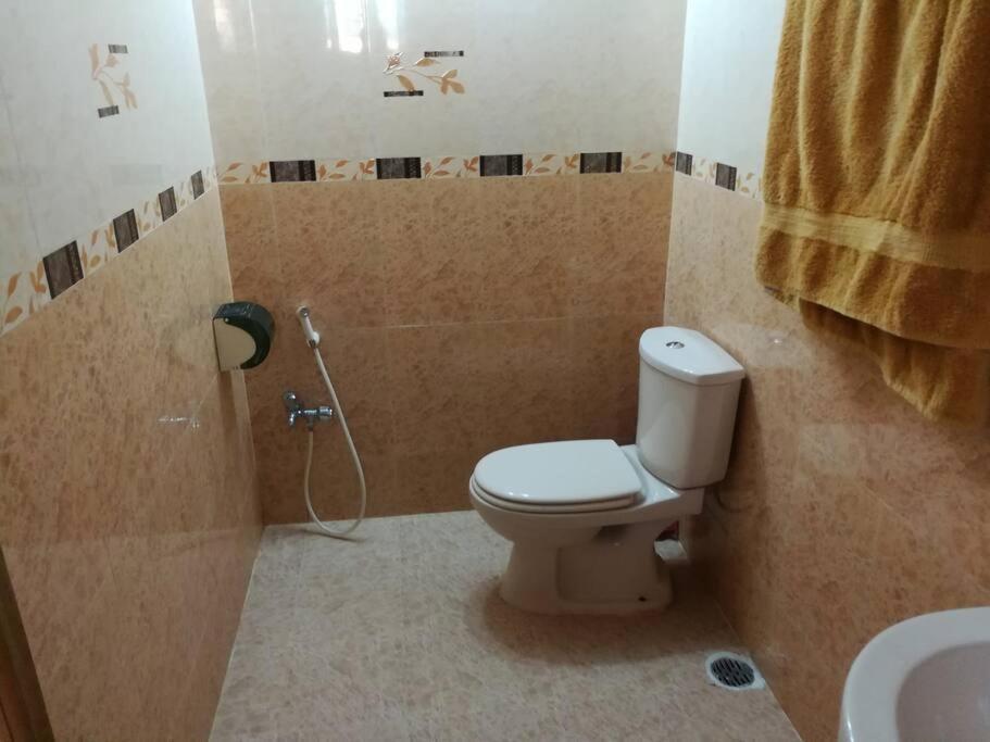 Spacious Penthouse in heart of city. By GEC circle - Housity