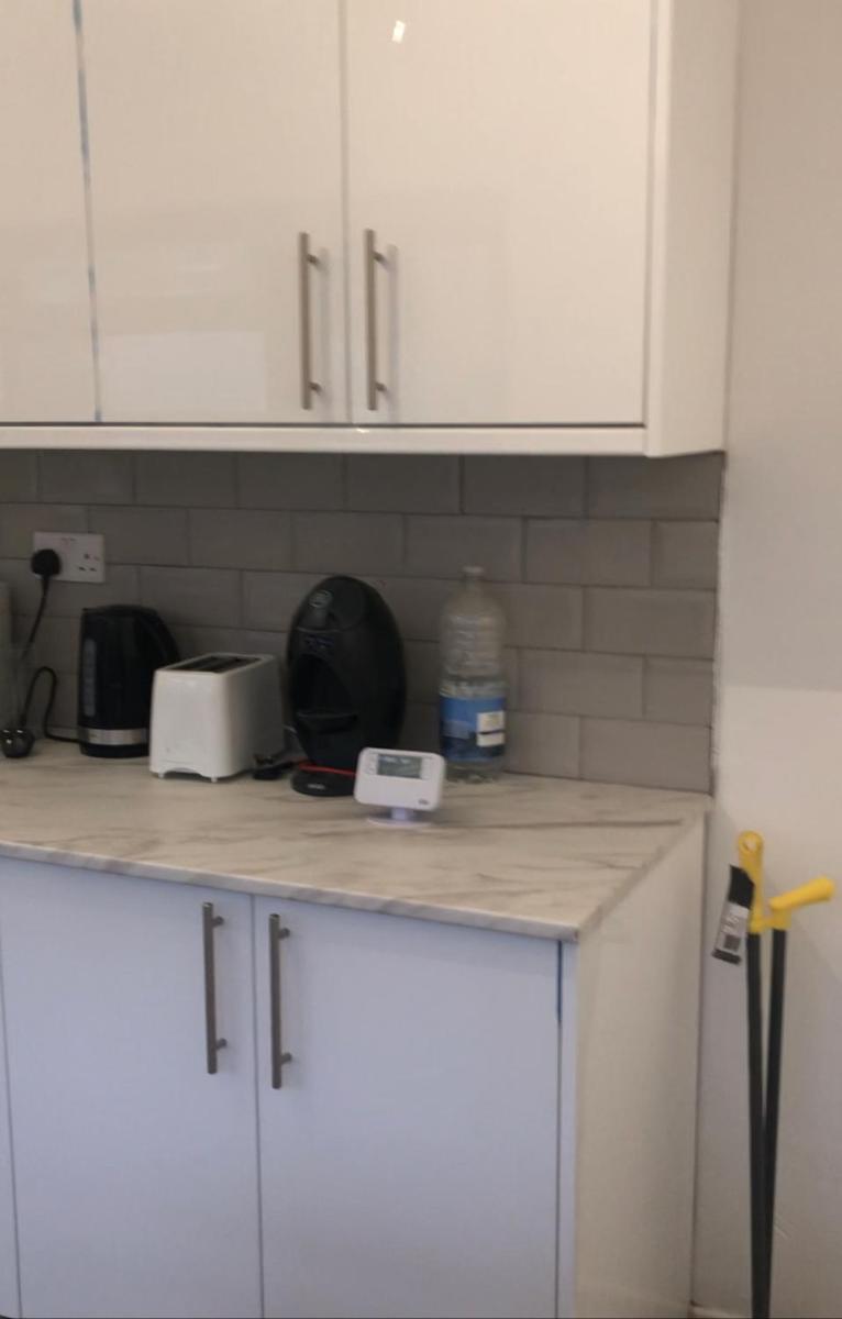 Falcon drive Room 2 - Housity