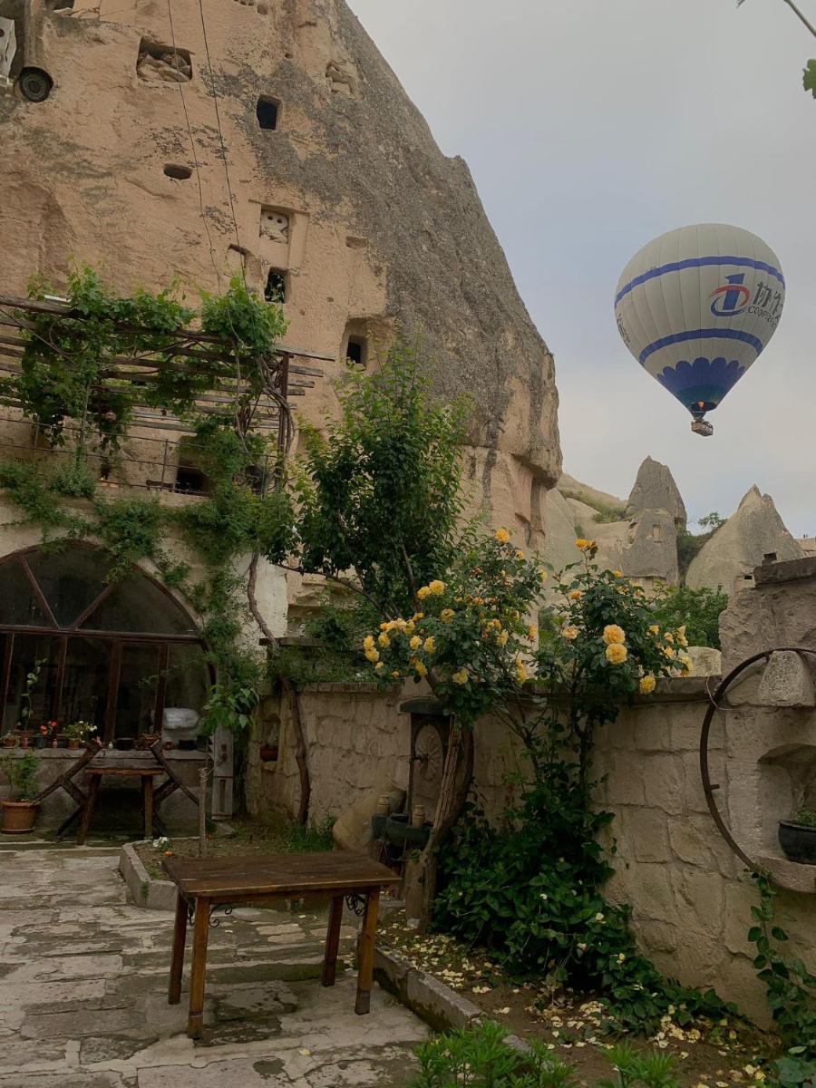 Suitetrails - Emily's Cave Hotel
