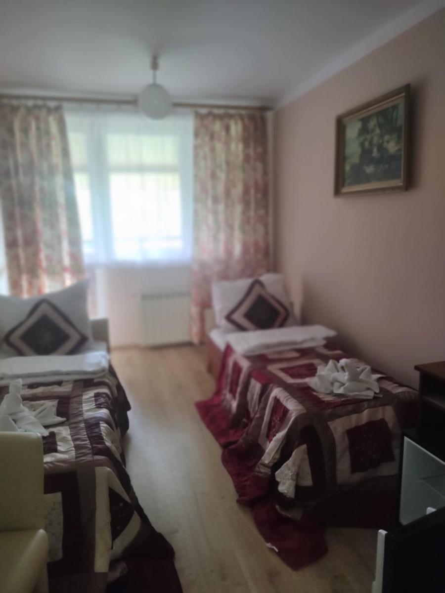 Zajazd u Kmity - Housity