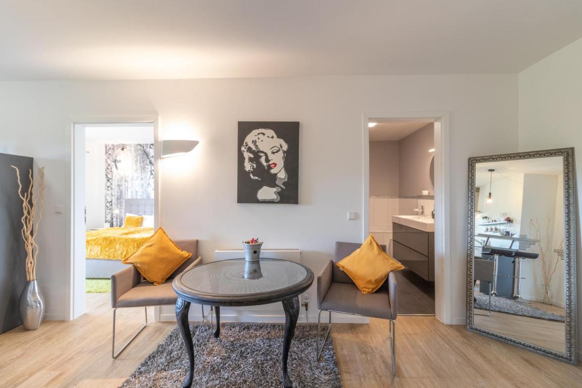 Suitetrails - Privy.home gemütliche 2 Zi. Wohnung mit Blick ins Grüne