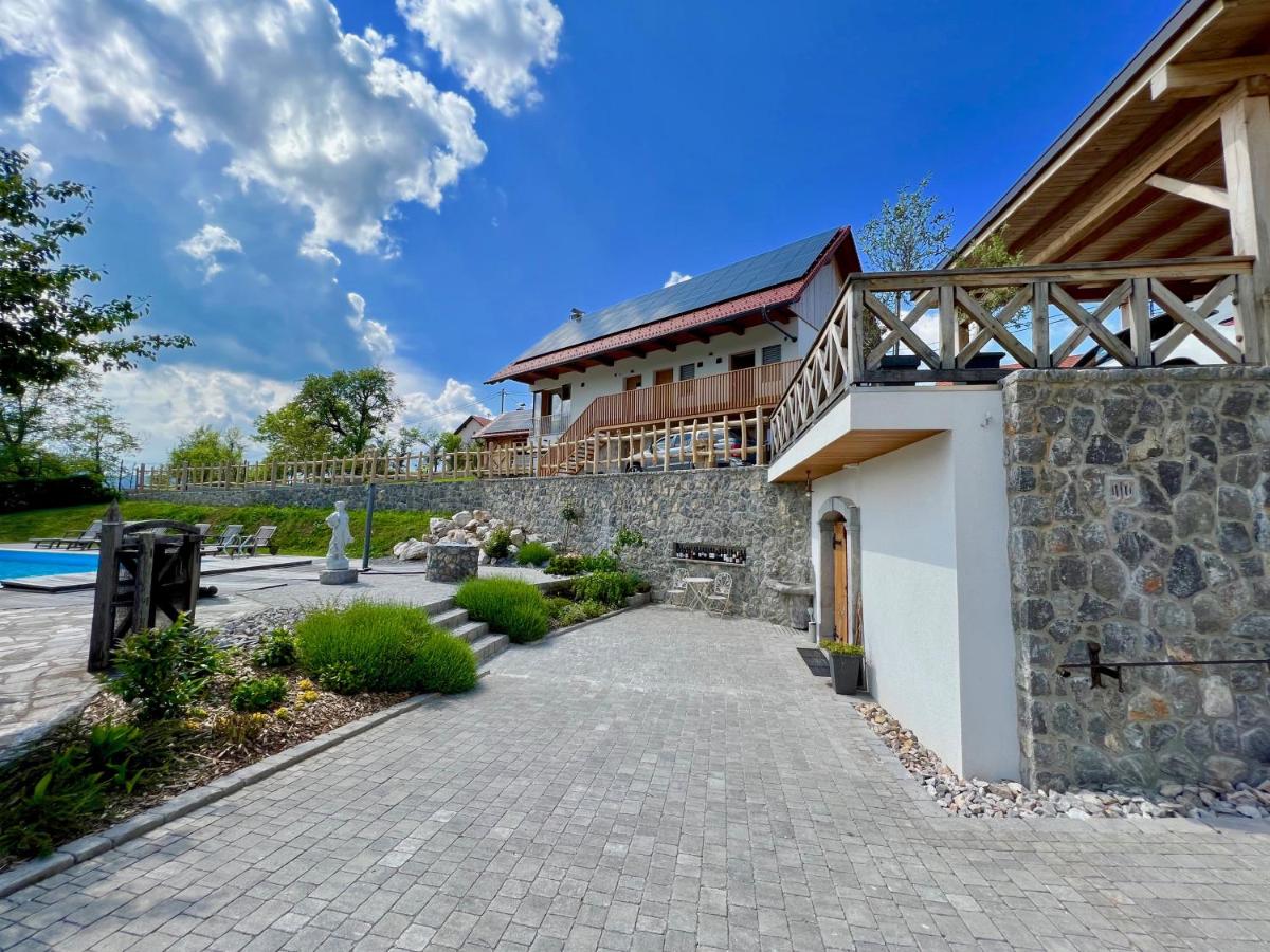 Guest house Domačija Krnc - Housity