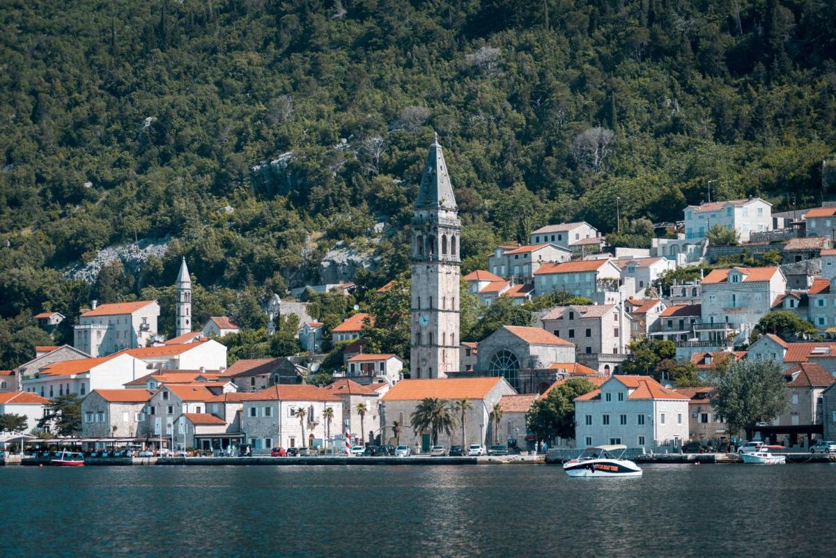 Hyatt Regency Kotor Bay Resort - Housity