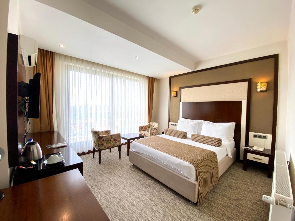 Lavin Hotel & Spa - Housity