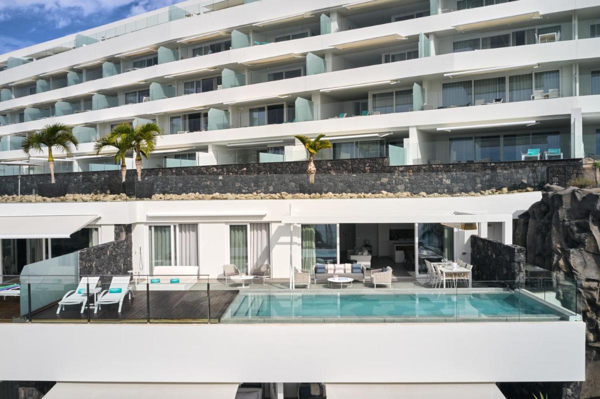 Piscina en o cerca de Royal Hideaway Corales Suites