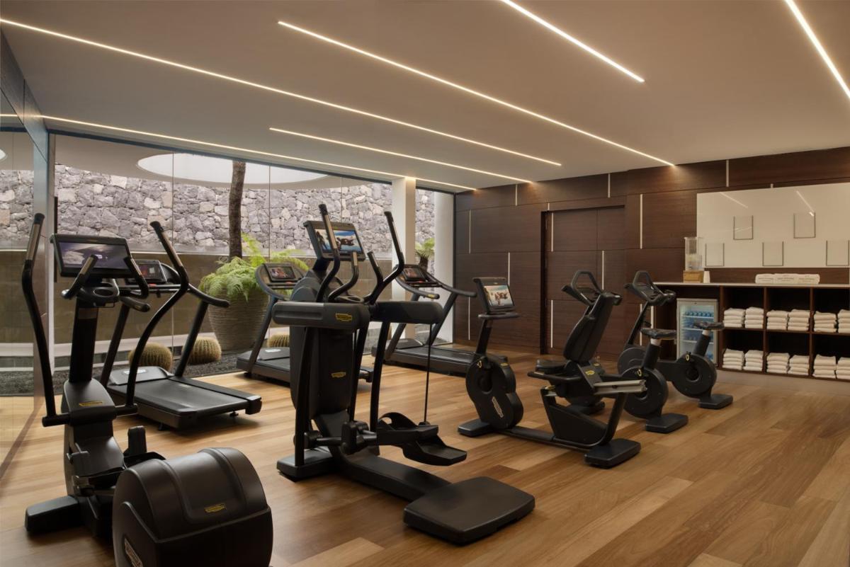 Gimnasio o instalaciones de fitness de Royal Hideaway Corales Beach - Adults Only