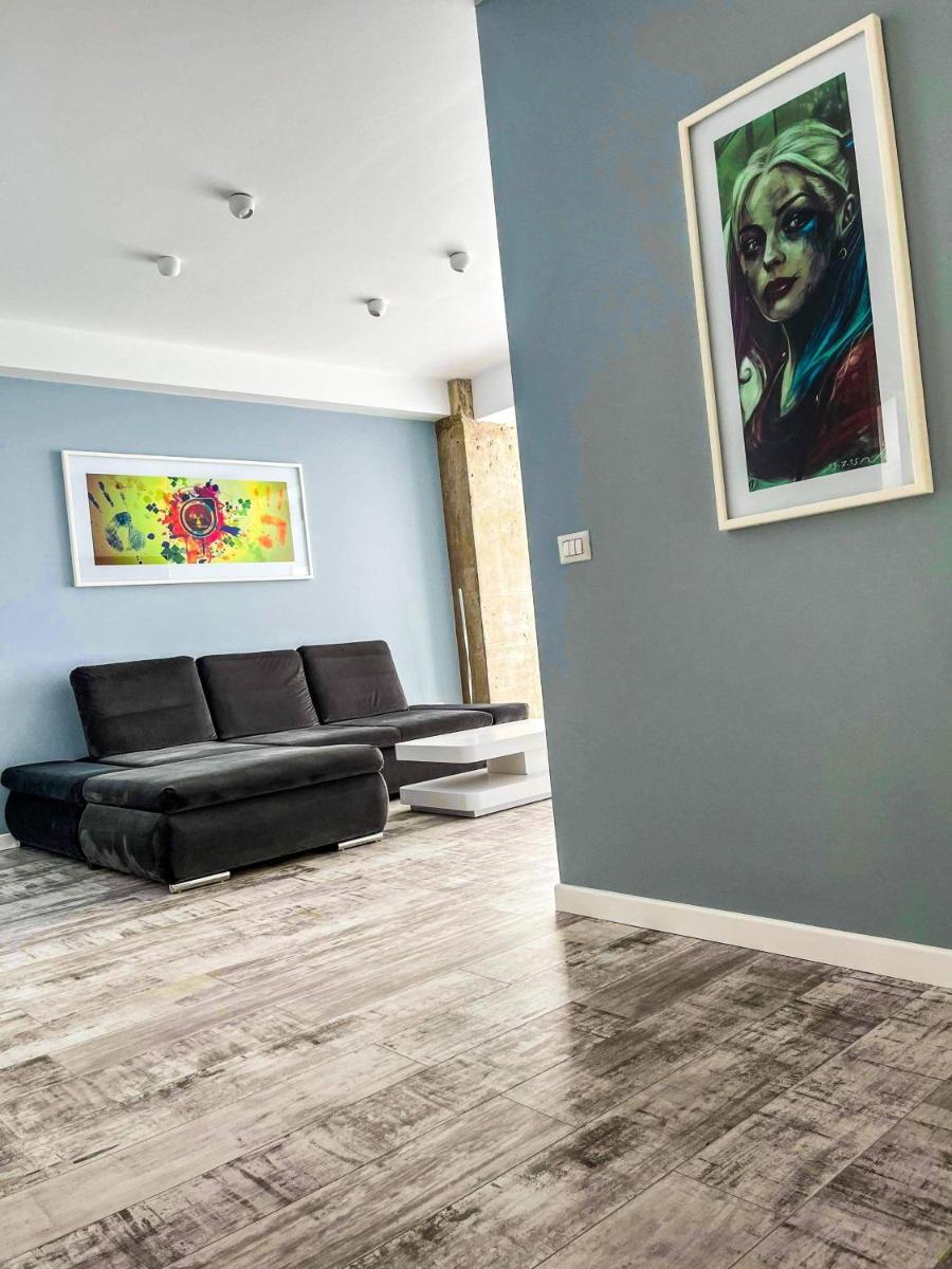 Central Bliss - Housity