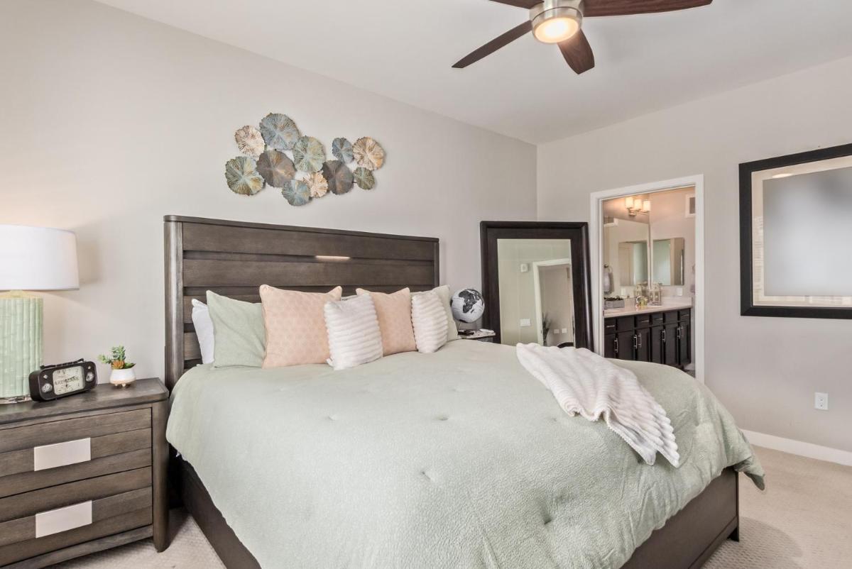 Queen Creek #349 condo - Housity