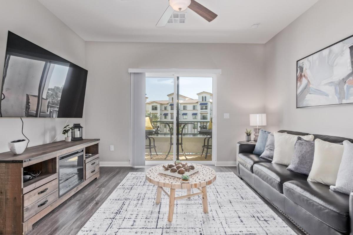 Queen Creek #349 condo - Housity