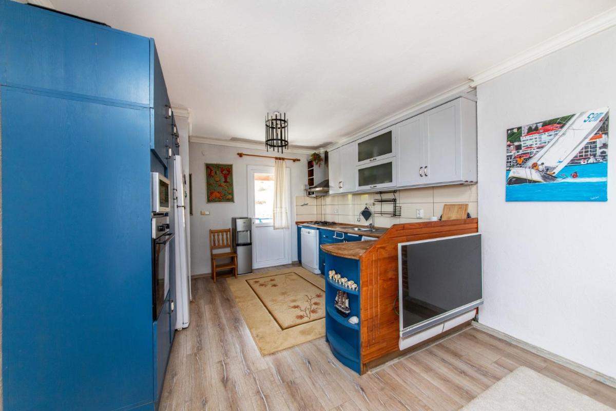 Sea View Cozy House with BBQ and Garden in Bodrum - Housity