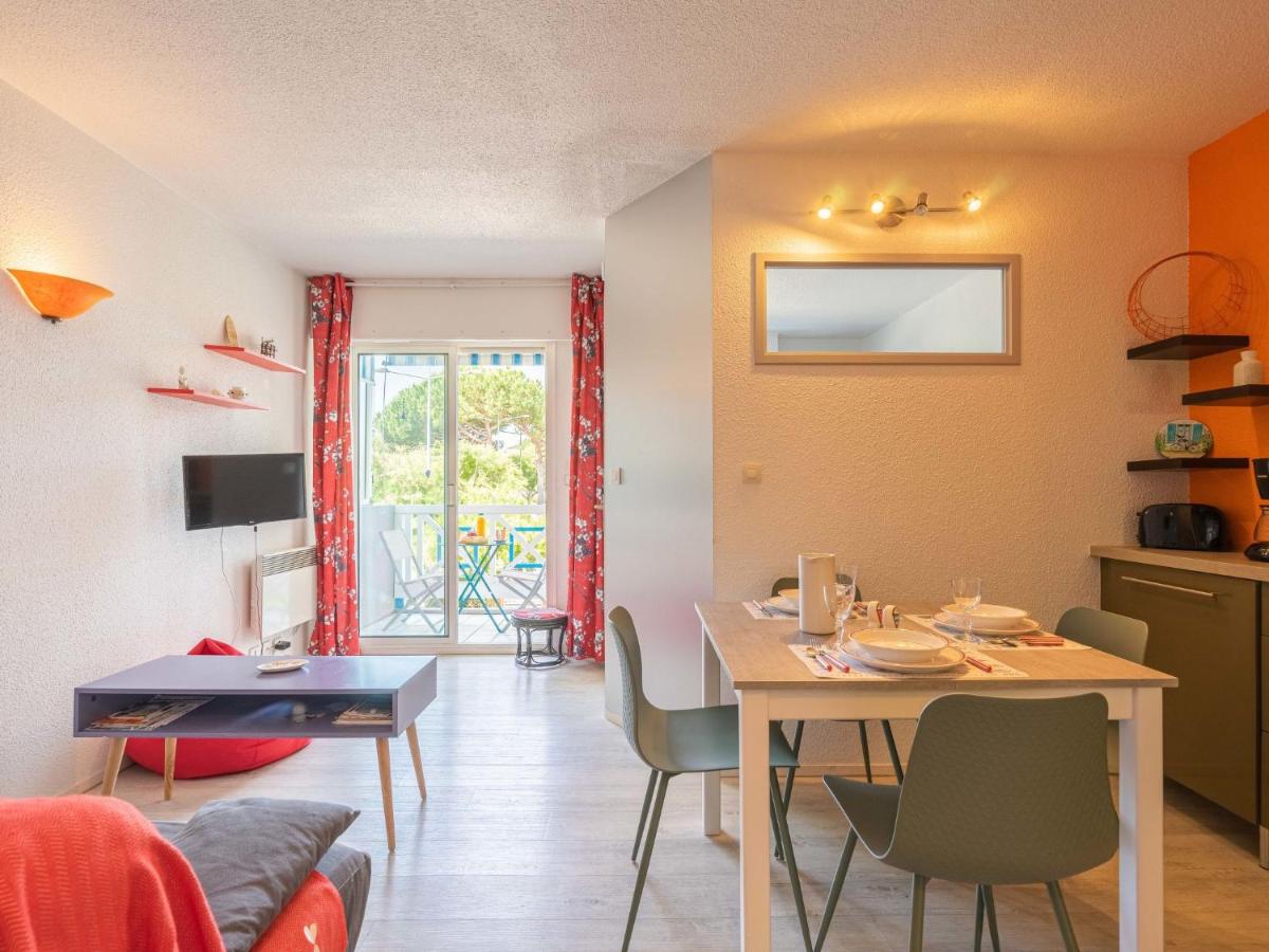 Apartment Bleu Marine by Interhome - Housity