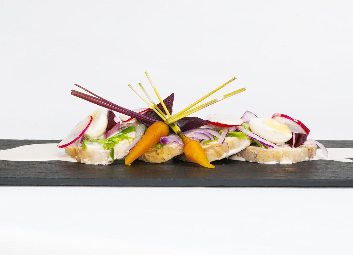 Comida en o cerca de este hotel
