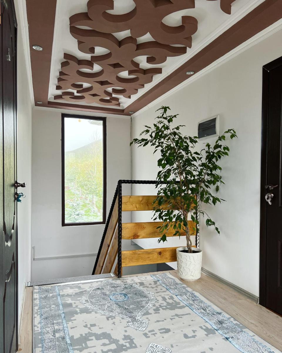 Tazabek guest house - Housity