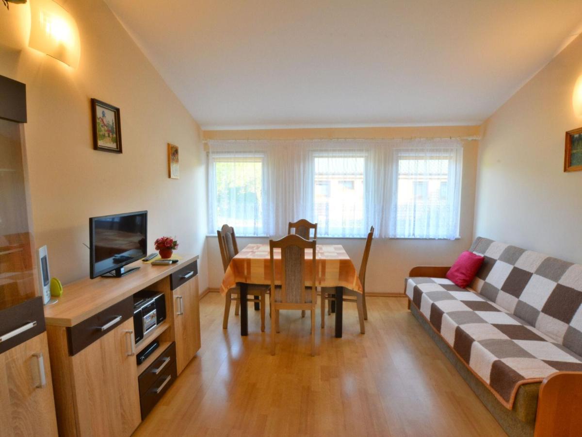 Cottage in a quiet area, near the lake, Rosnowo - Housity