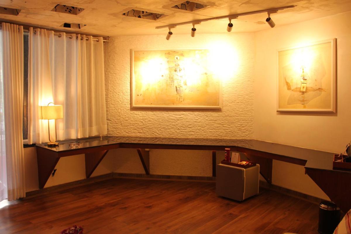 Tree of Life Eila Art Hotel, Manali - Housity
