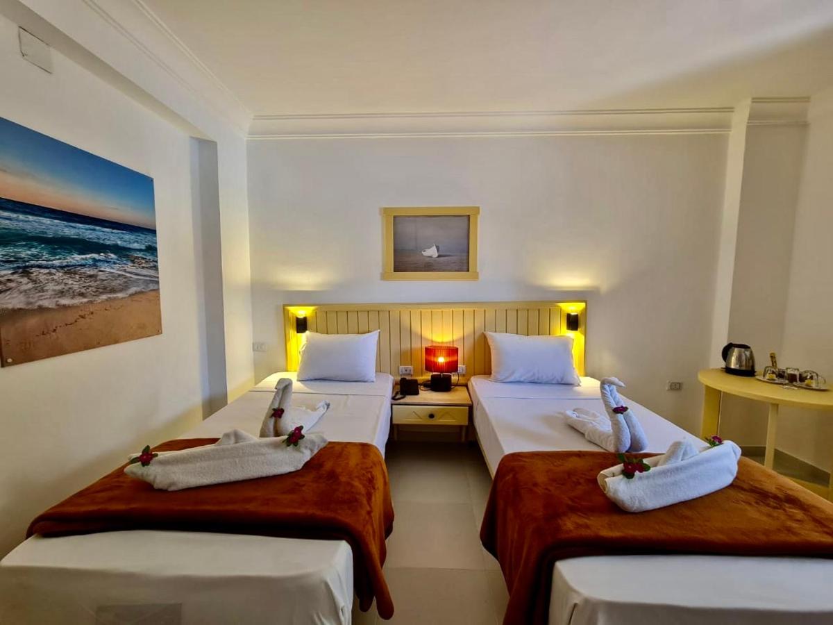 Zak Inn - Housity