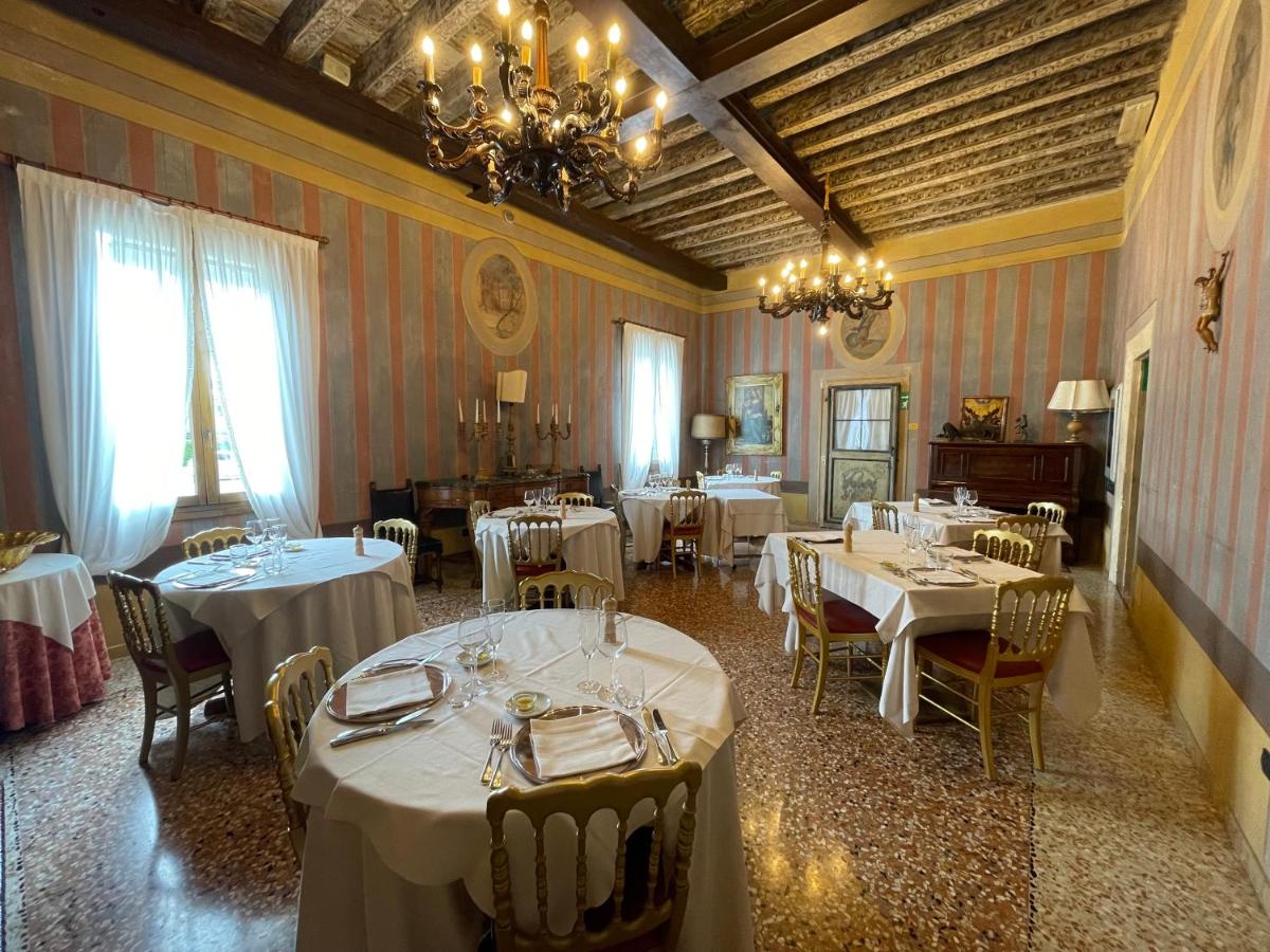 Hotel AB Baretta - Housity