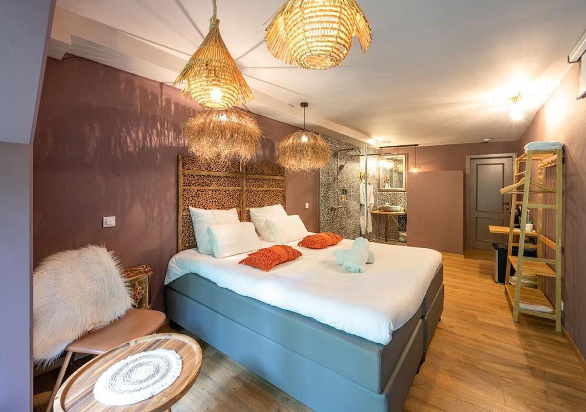BRU-LAGOON Guesthouse - Housity