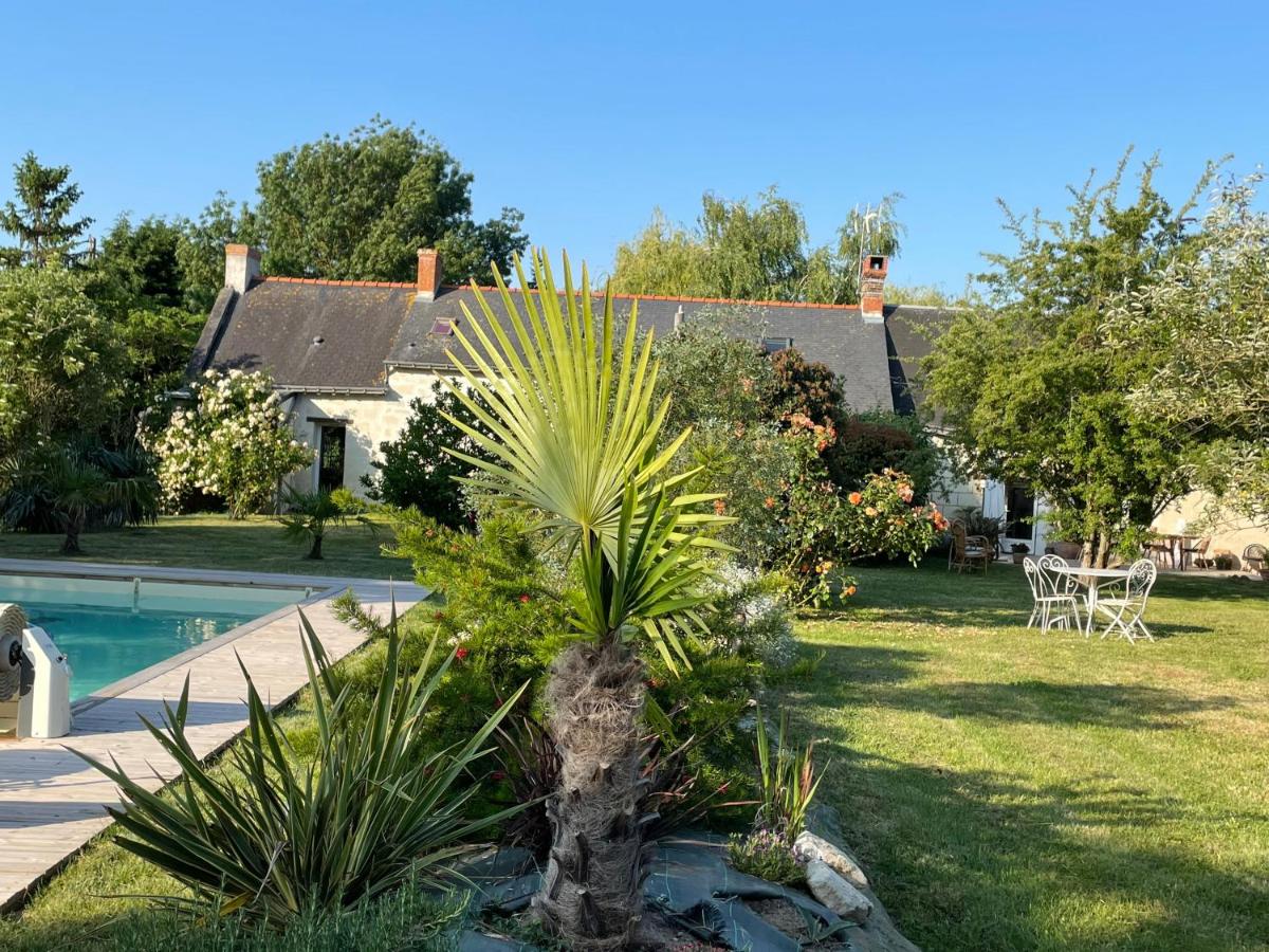 Chambres d'hôtes avec Piscine et Spa La Folière Saumur - Housity
