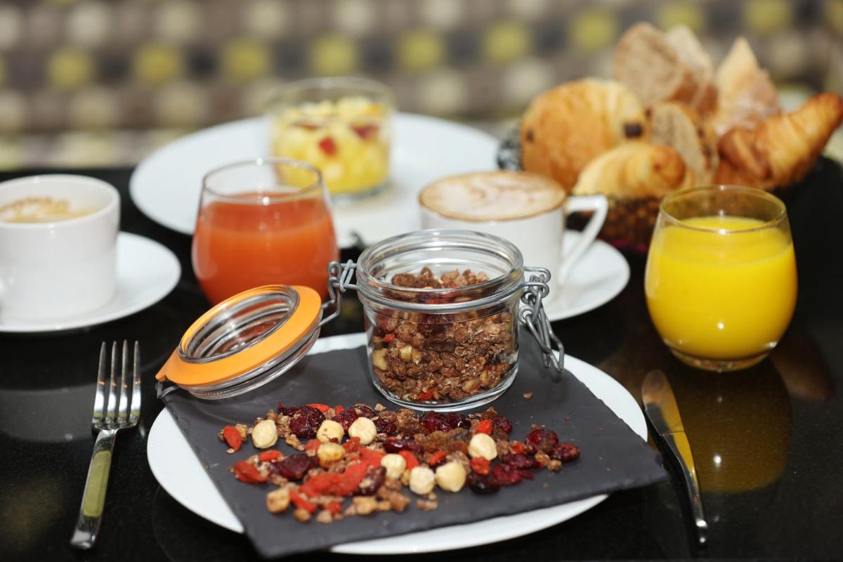 Nourriture dans l'hôtel ou à proximité