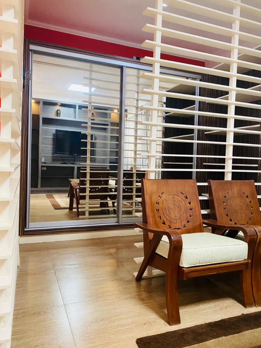 Dollosa Compound - Housity